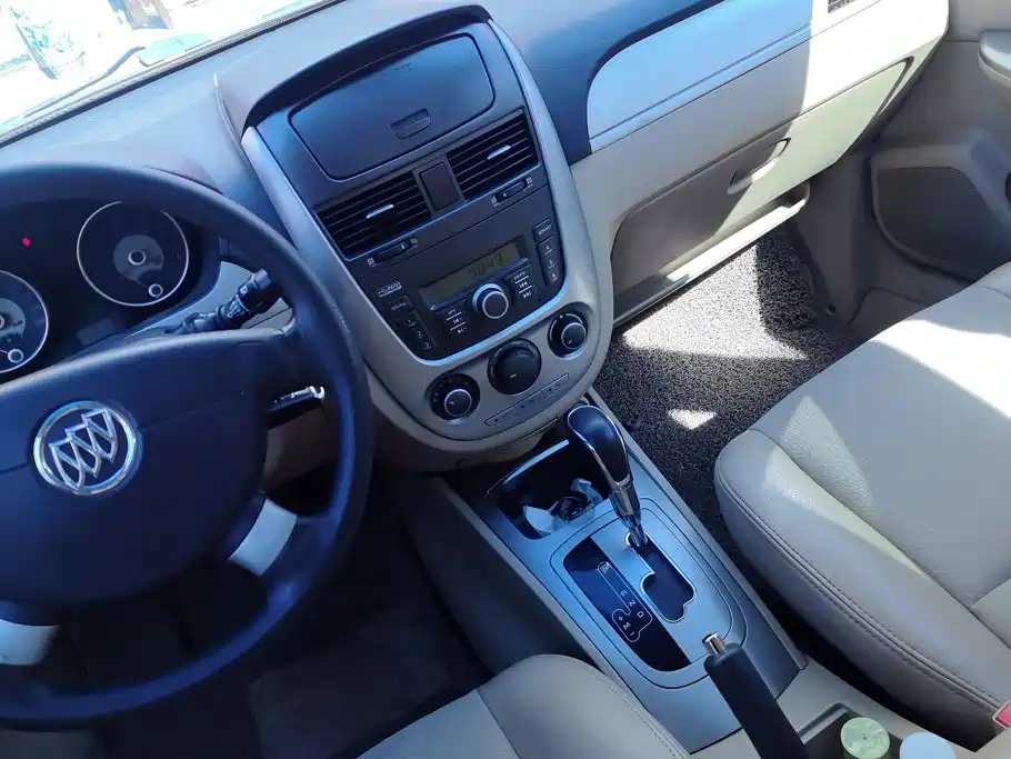 Фото 13 - Buick Excelle