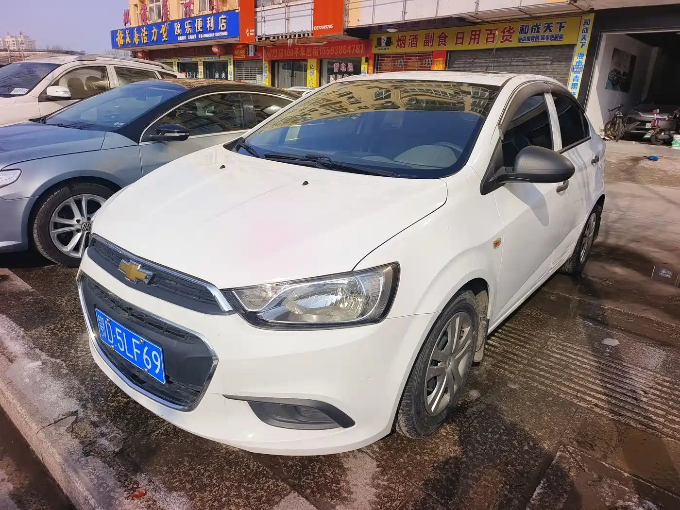 Chevrolet Aveo 2014 Sedan 1.4SL AT Fashion Sunroof Edition