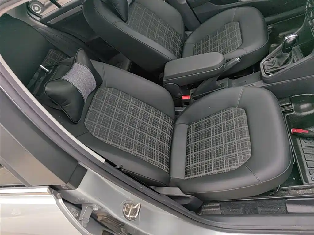 Volkswagen Jetta 2019 Dream Edition 1.5L Auto Comfort фото 25