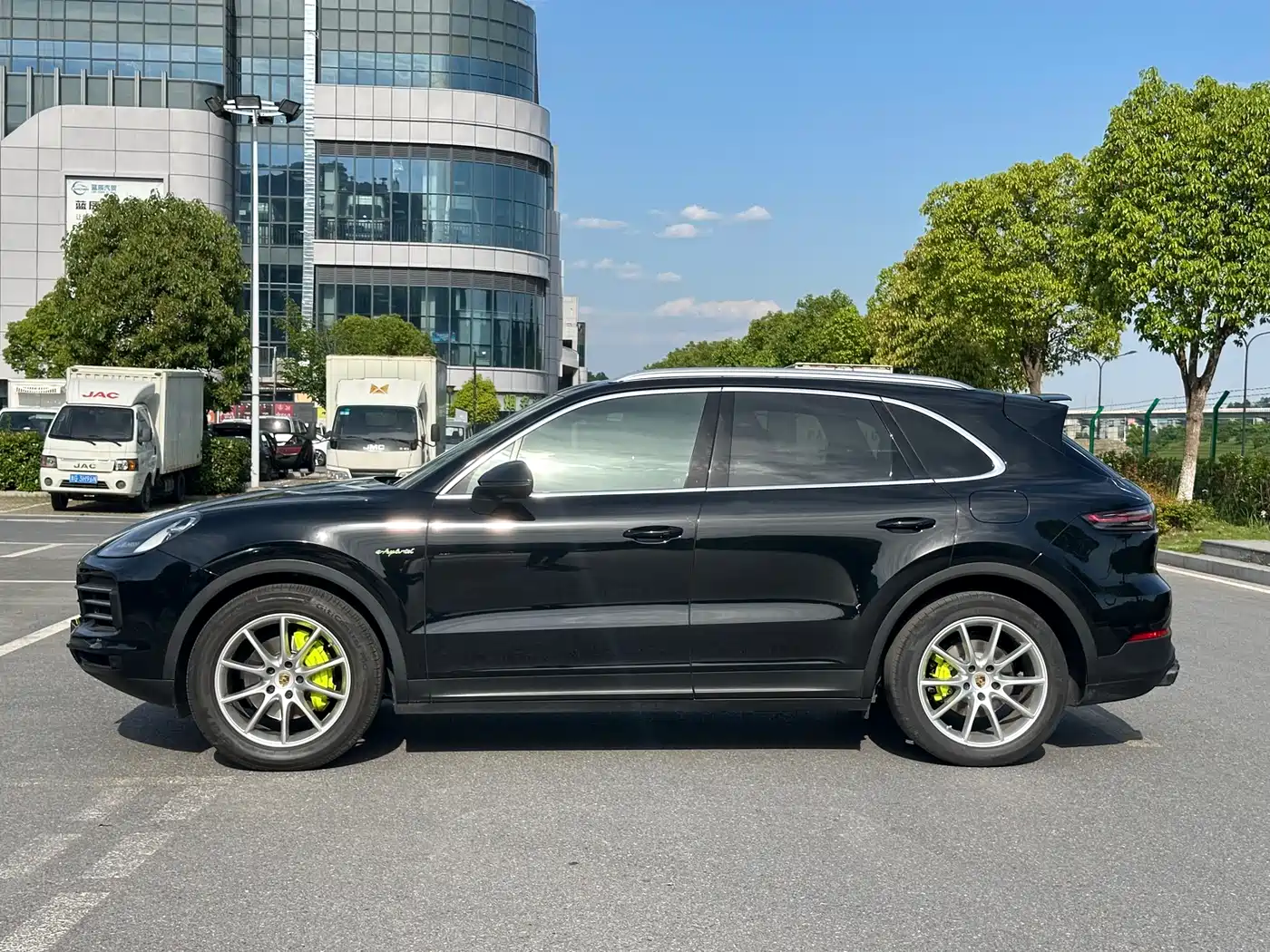 Porsche Cayenne New Energy 2019 Cayenne E-Hybrid 2.0T фото 4