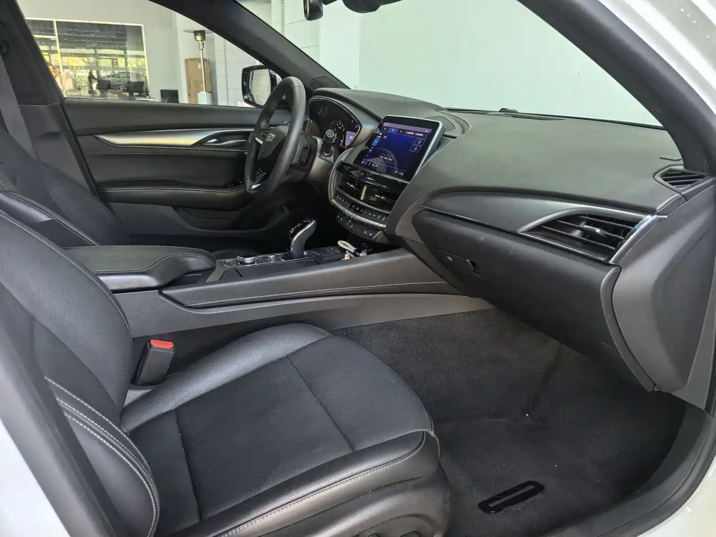 Cadillac CT5 2022 28T Luxury (Standard) фото 15