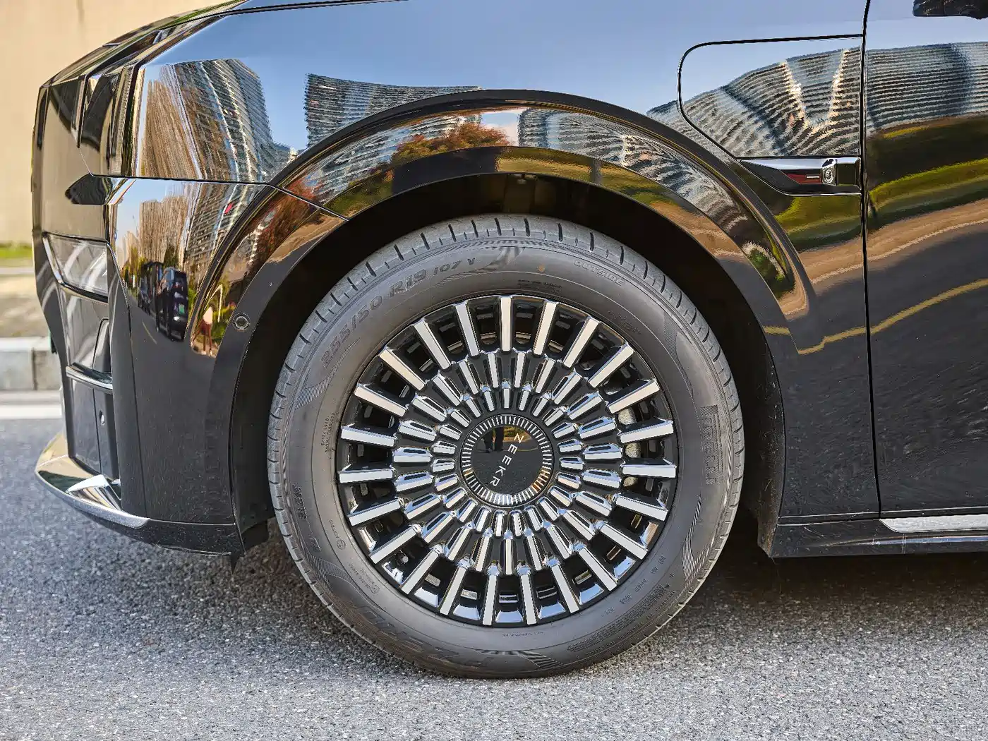 ZEEKR EXTREME KRYPTON 009