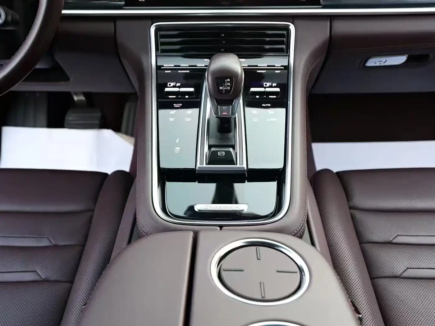 Porsche Panamera 2022 Panamera Executive Long Wheelbase Platinum Edition 2.9T фото 5