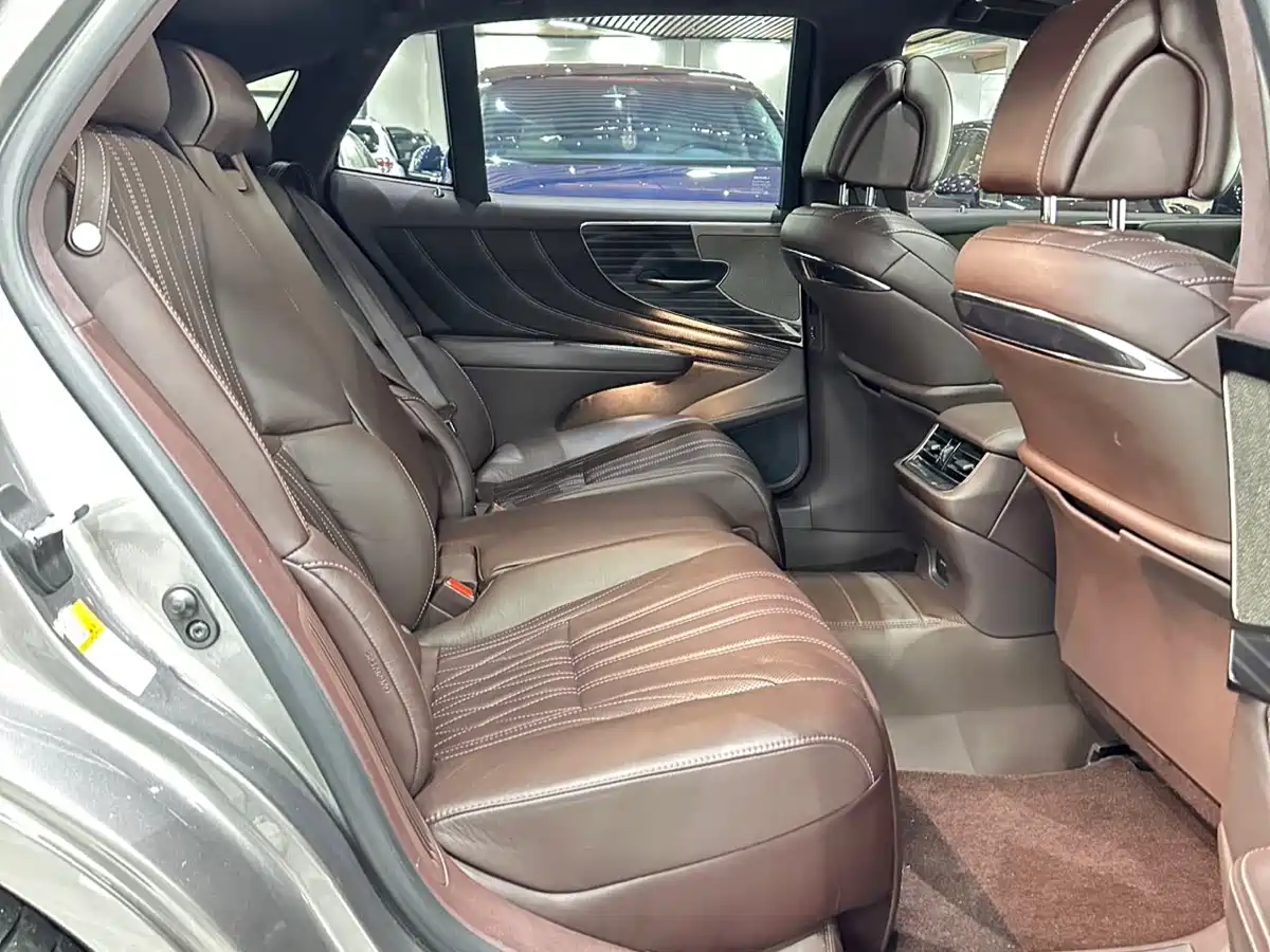 Lexus LS 2020 500h Luxury (China VI) фото 14