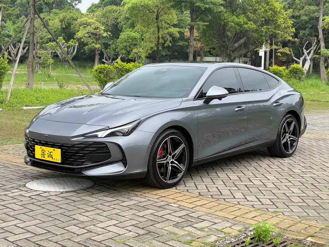 MG 7 2025 2.0T Trophy+ Super Smart Driving Edition