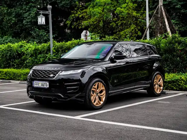 Land Rover Range Rover Evoque 2024 Range Rover Evoque L 249PS Light Master Edition