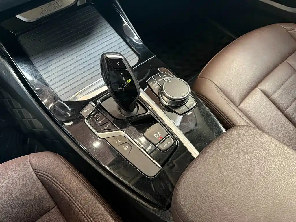 BMW X3 2019 xDrive25i Luxury Package фото 7