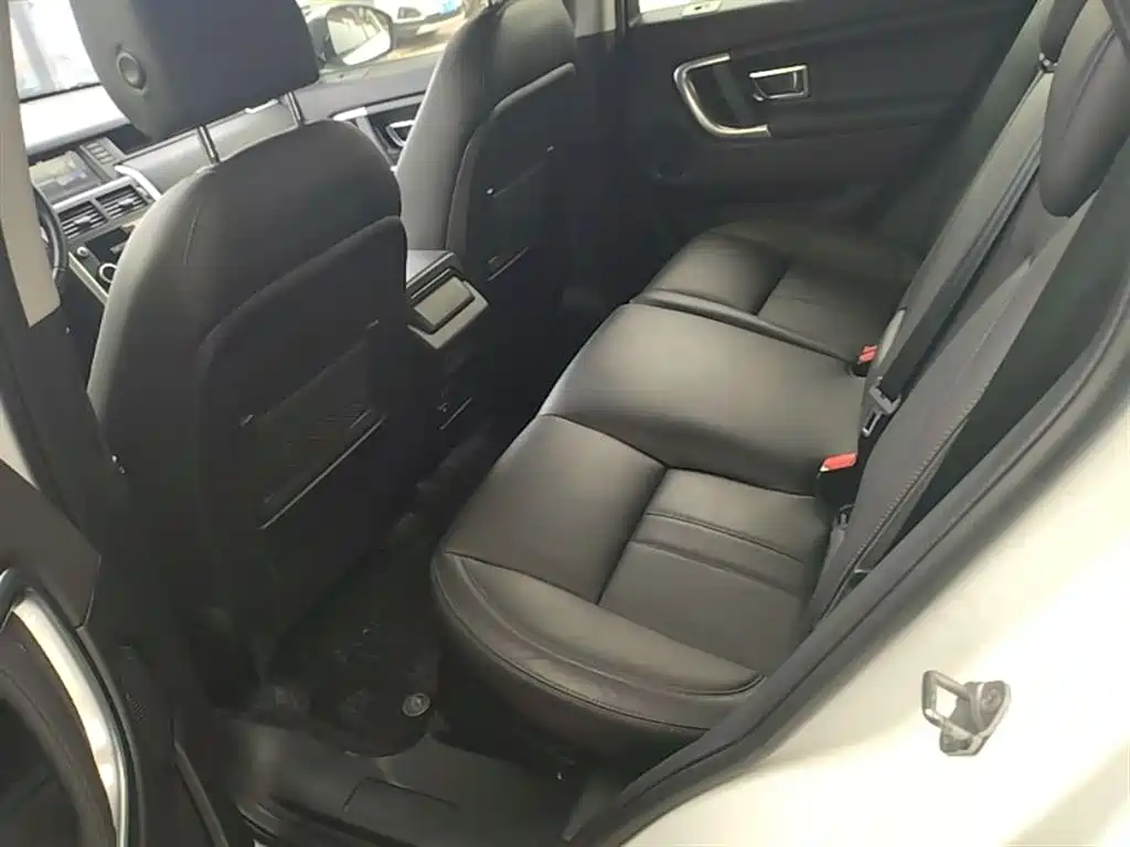 Land Rover Discovery Sport 2016 2.0T SE фото 17