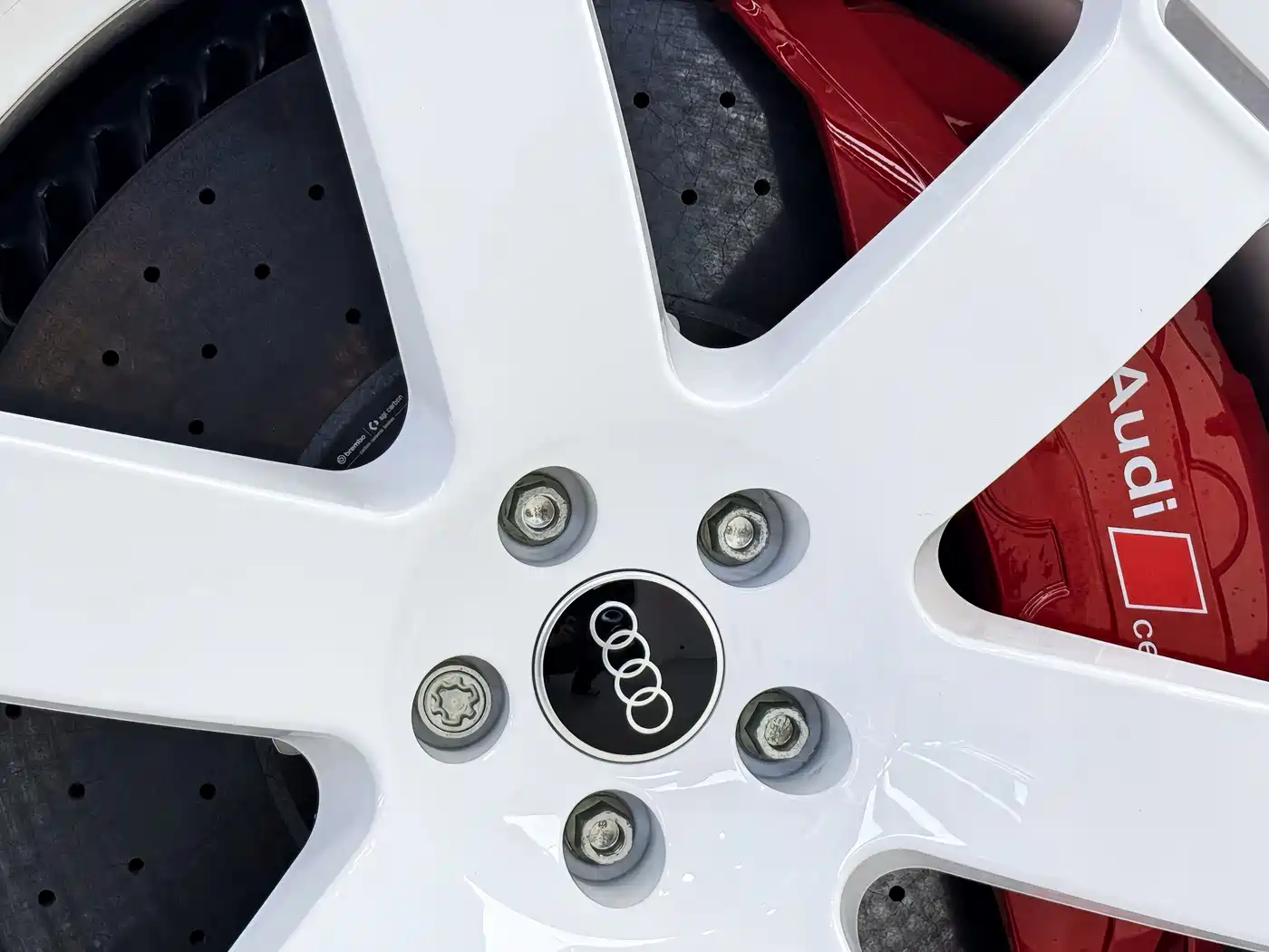 Audi RS 6 2025 RS 6 Avant GT фото 26