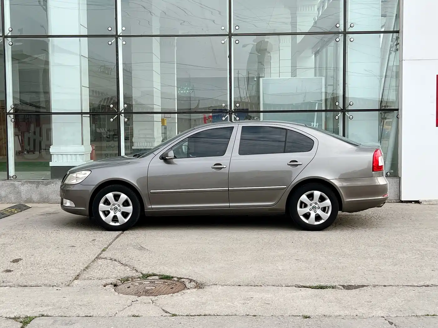 Škoda Octavia 2010 2010 Model 1.8TSI DSG Elegance Edition