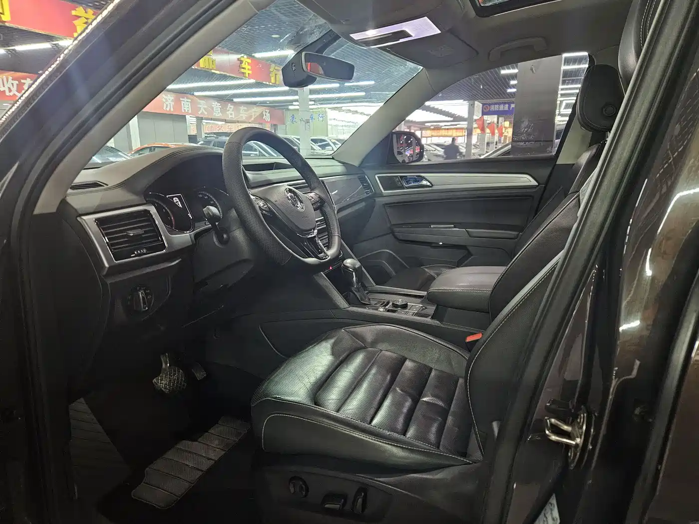 Volkswagen Teramont 2017 380TSI 4WD Luxury Edition фото 4