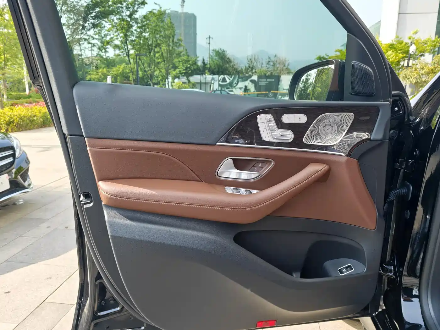 Mercedes-Benz GLE 2025 GLE 350 4MATIC Fashion фото 18