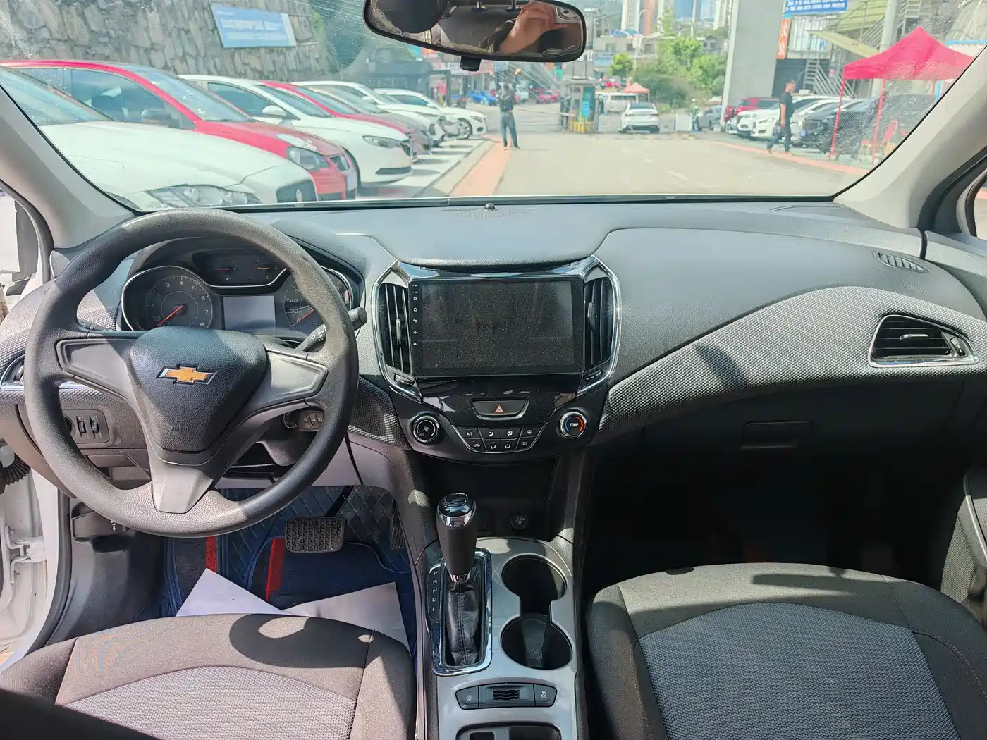 Chevrolet Cruze 2018 320 Automatic Pioneer Sunroof Edition фото 7