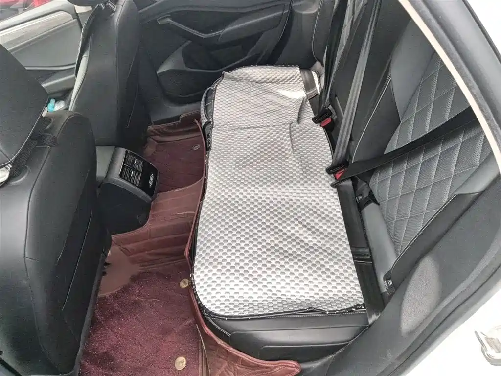 Volkswagen Sagitar 2023 300TSI DSG Surpassing Edition фото 15