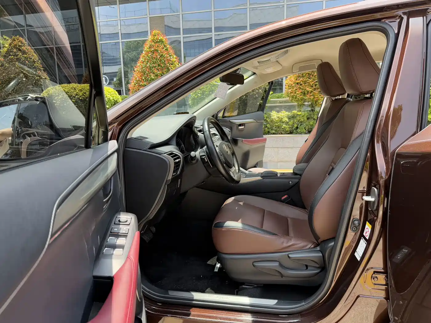 Lexus NX 2018 Model 200 FWD Fengxing Edition China V фото 4