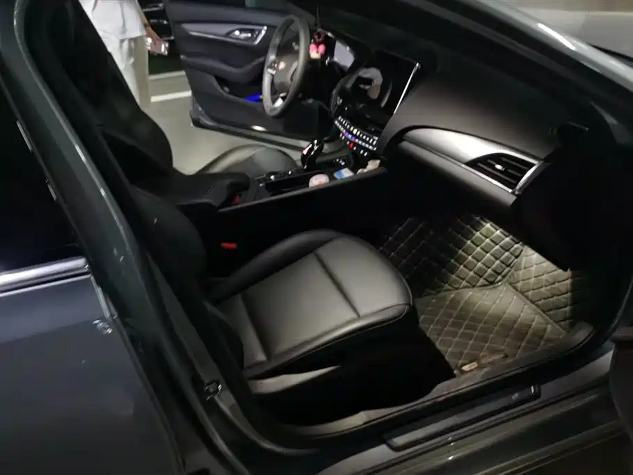 Cadillac CT5 2023 28T Luxury Style (Standard Edition) фото 8