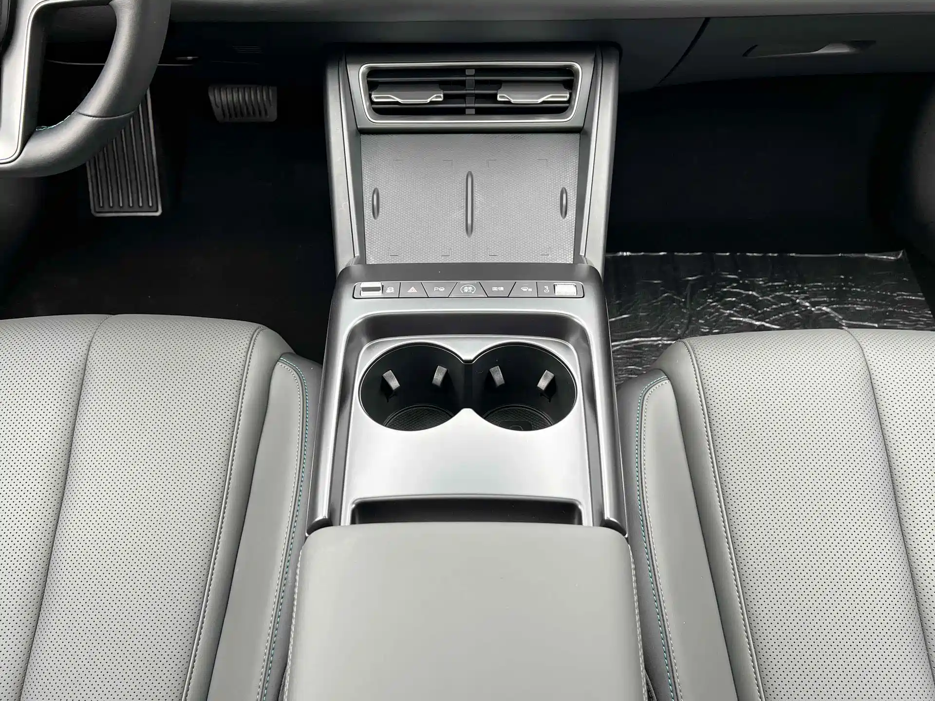 Photo 12 - BYD Qin L