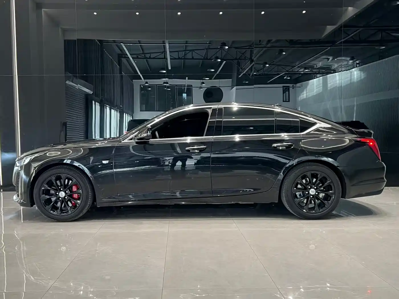Cadillac CT5 2023 28T Luxury Style (Standard Edition) фото 4