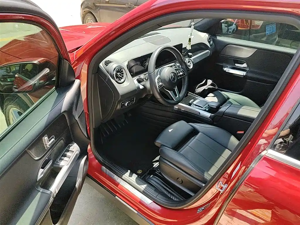 Mercedes-Benz GLB 2020 Facelift GLB 200 Dynamic фото 12