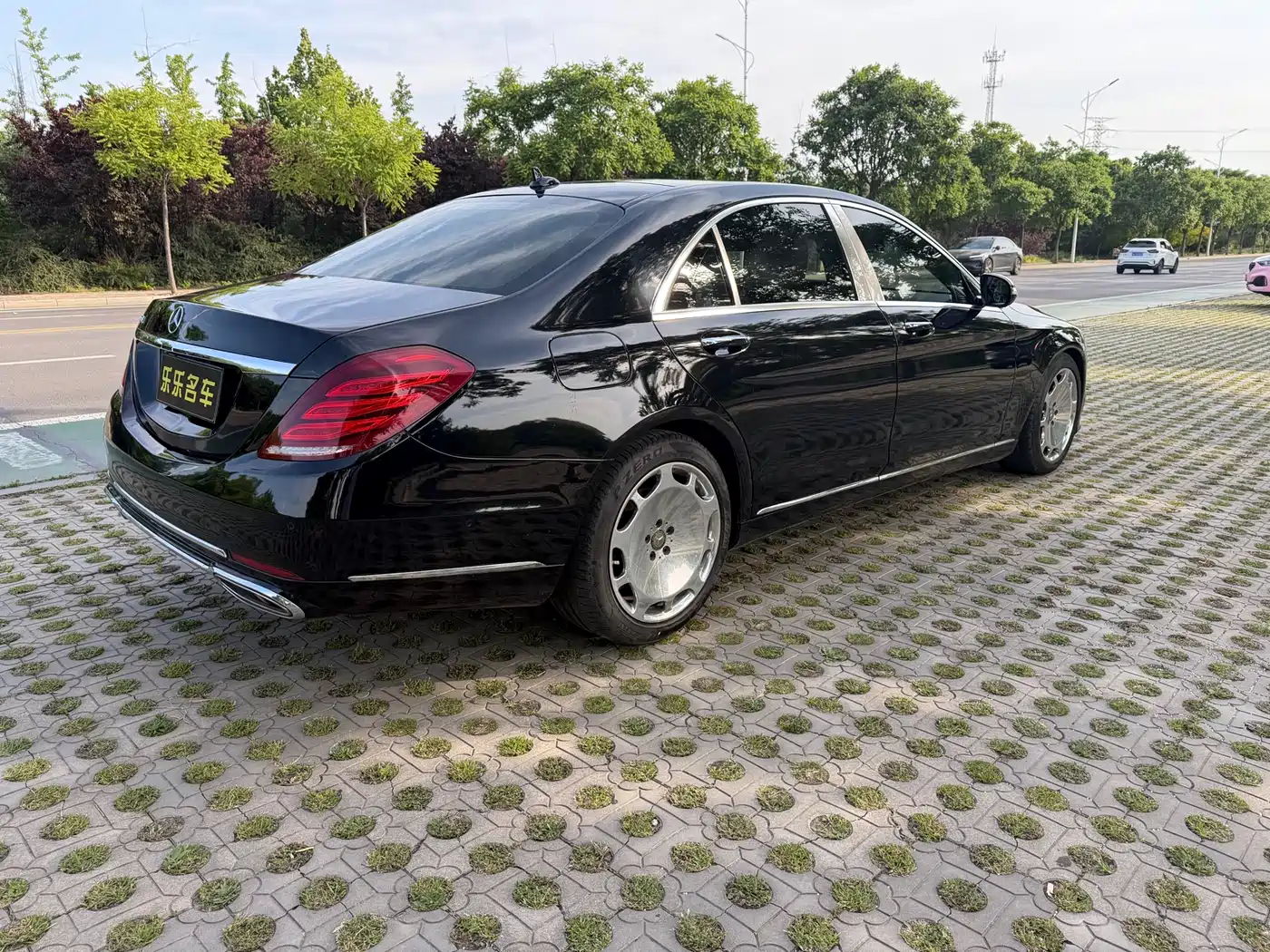 Mercedes-Benz S-Class 2014 S 320 L Business фото 7
