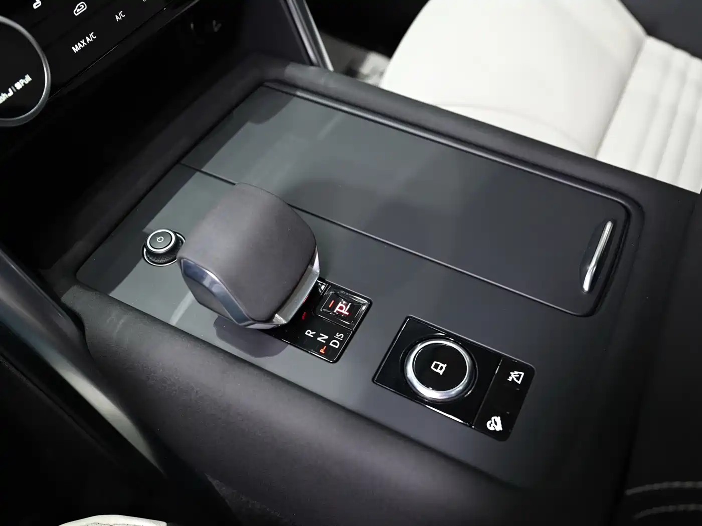 Land Rover Discovery 2021 360PS R-Dynamic SE фото 16