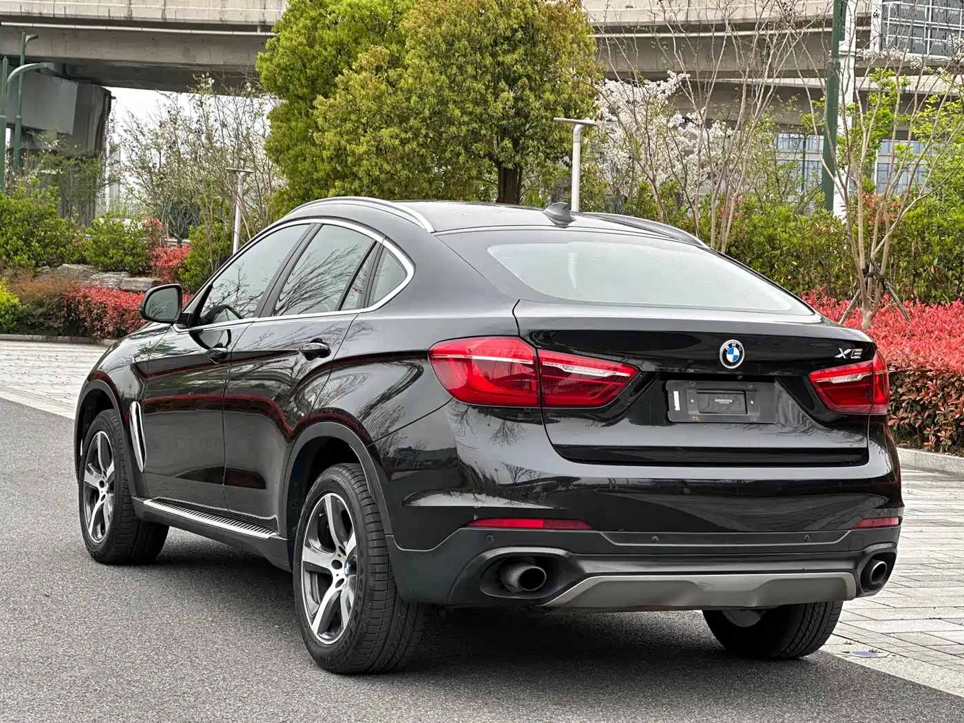 BMW X6 2015 xDrive35i Luxury Model фото 4