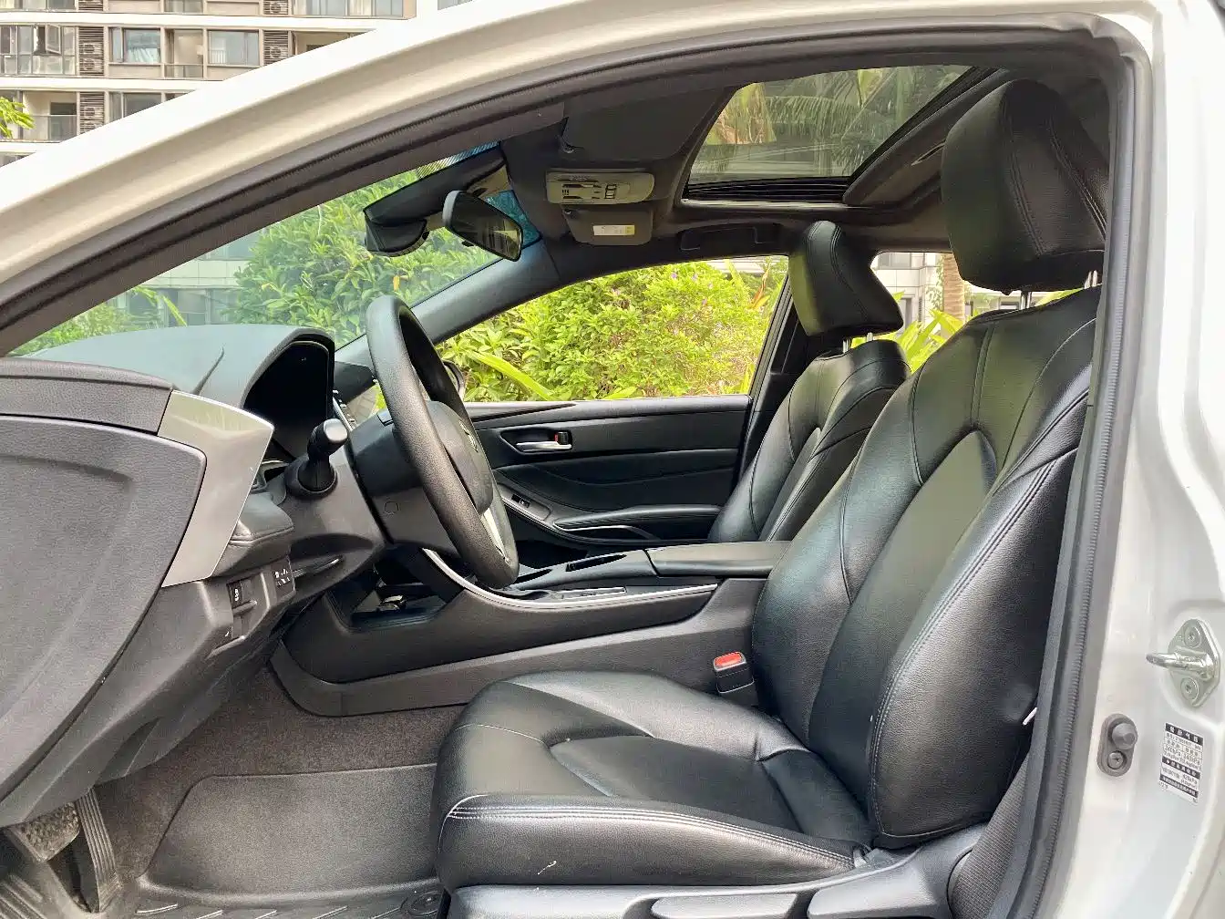 Toyota Avalon 2019 2.0L Progressive Edition (China VI) фото 5