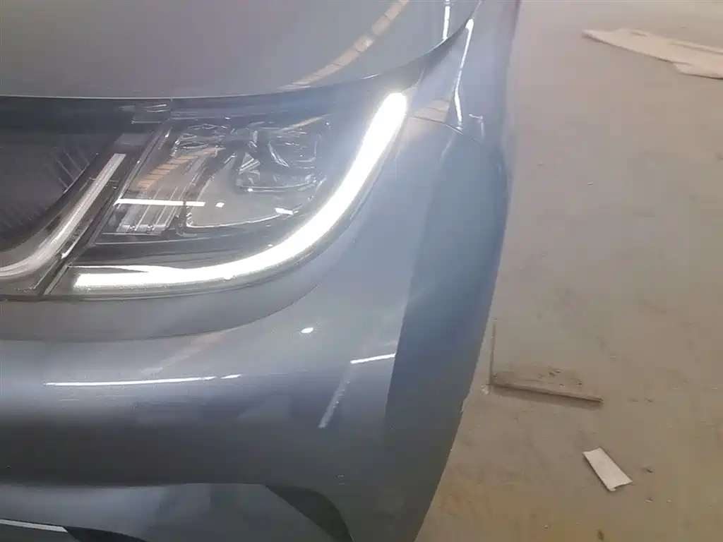 BYD Dolphin 2024 Glory Edition 420km Fashion Edition фото 24
