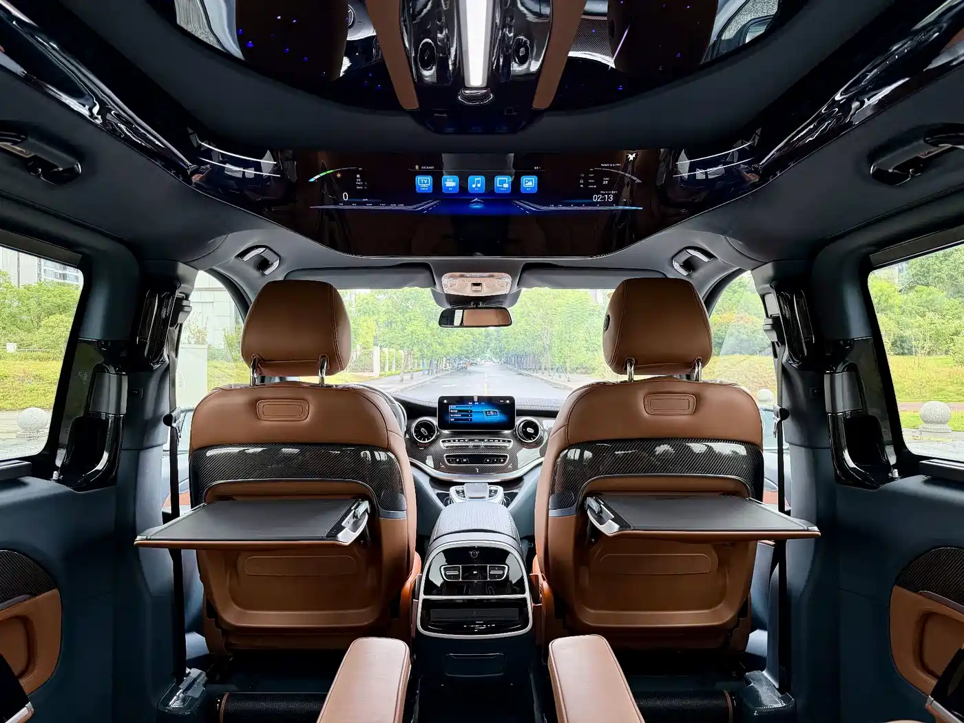 Mercedes-Benz V-Class 2025 2022 V 260 L Long Wheelbase Luxury Edition