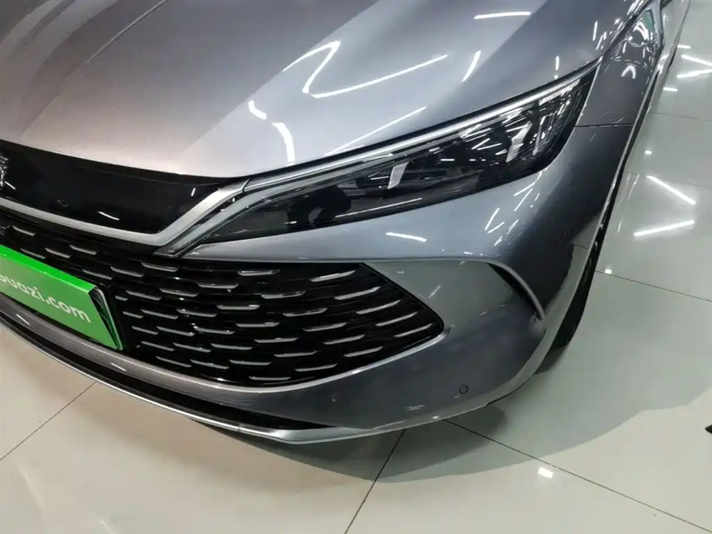 BYD Qin L 2024 DM-i 120KM Excellence Model фото 24