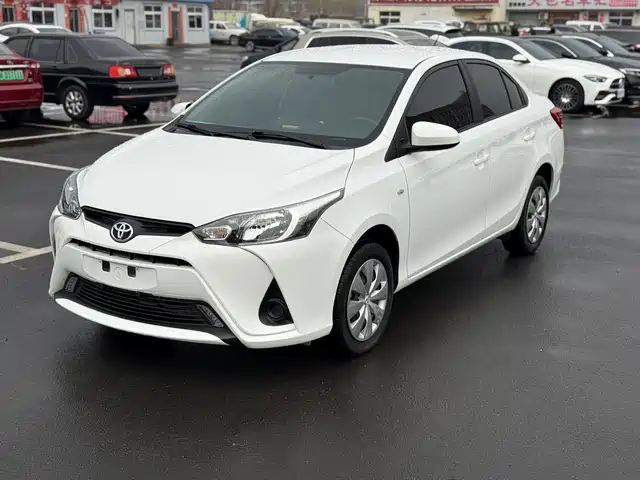 TOYOTA YARIS L TO ENJOY