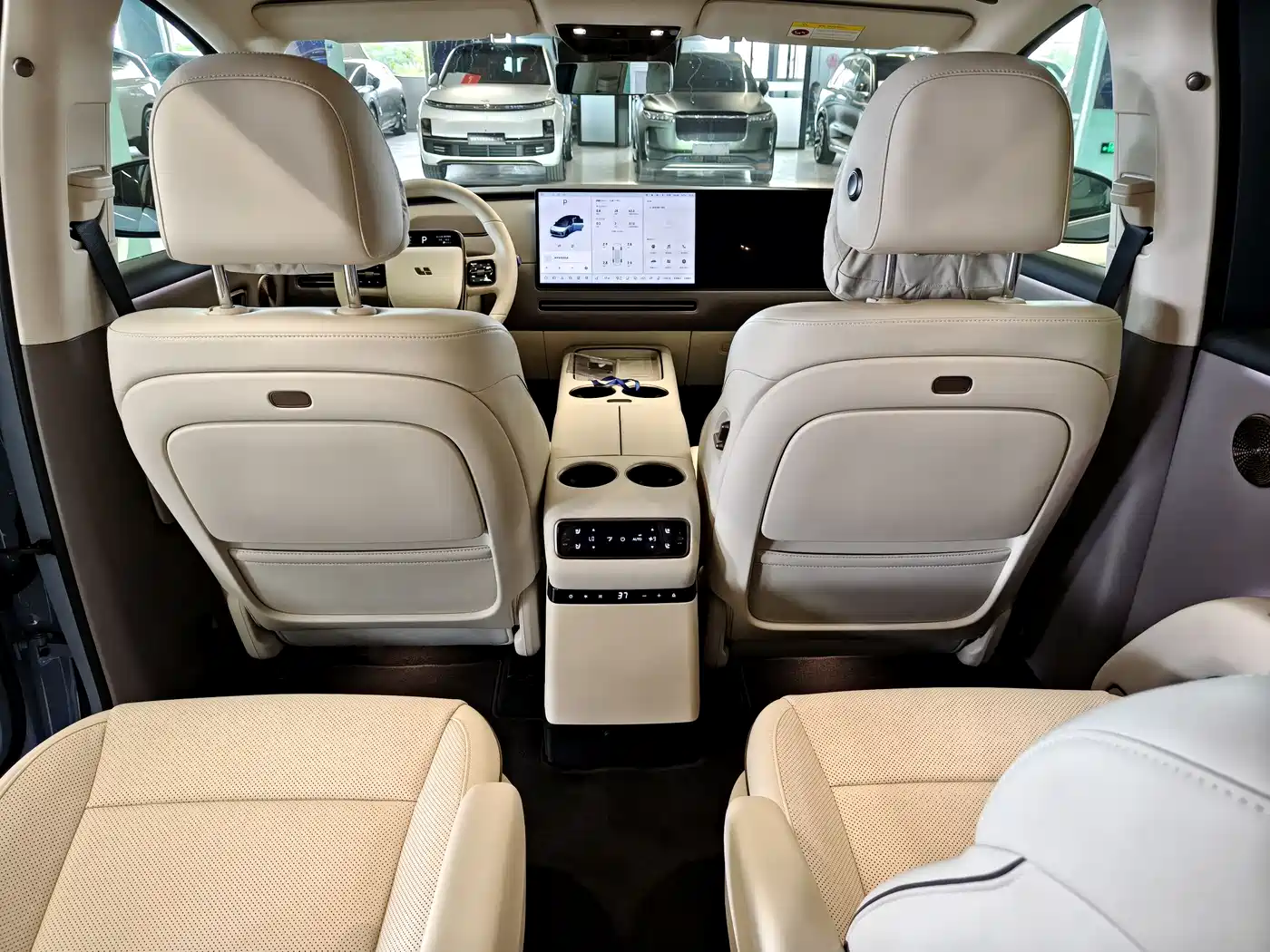 Li Auto Li i8 2025 2025 Standard Edition