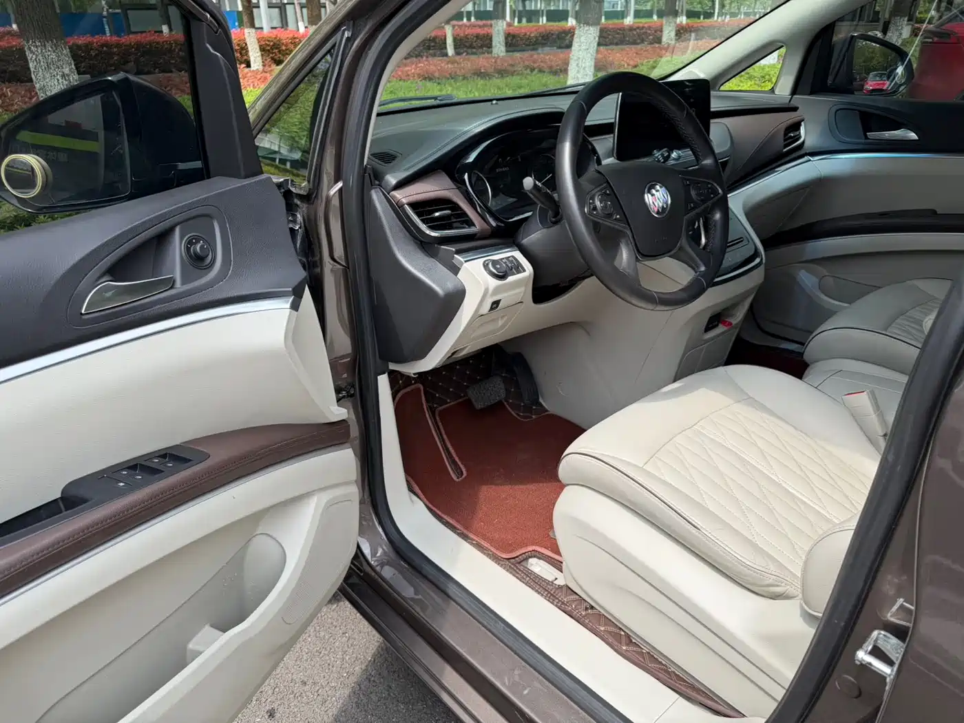 Buick GL8 2021 Land Business Class 652T Luxury фото 10