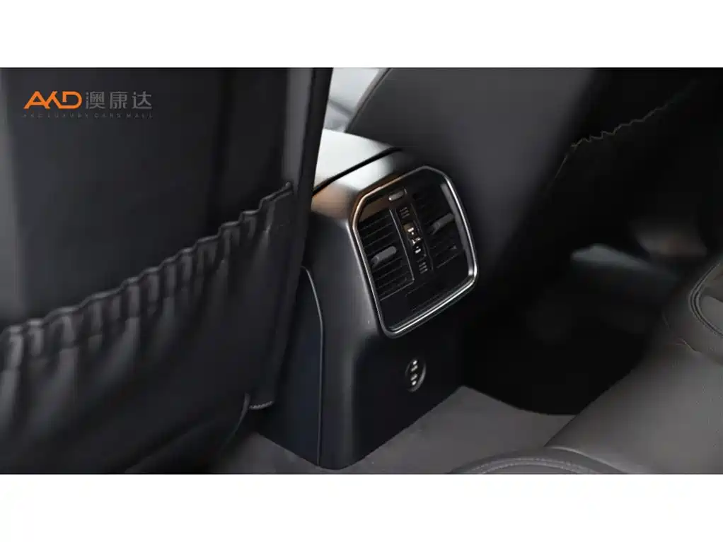 Porsche Macan 2021 Macan 2.0T фото 9