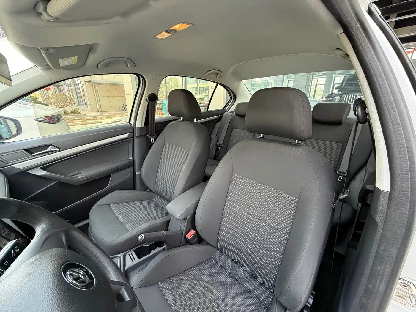 Volkswagen Lavida 2018 Classic 1.5L Automatic Trend China VI фото 17