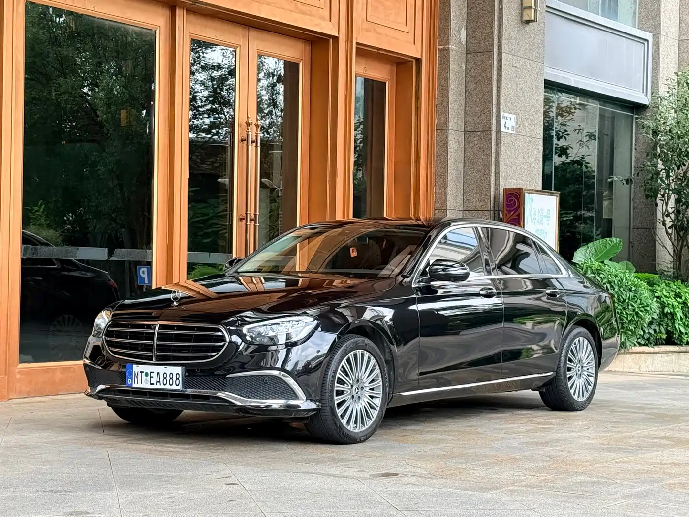Mercedes-Benz E-Class 2022 E 300 L Luxury