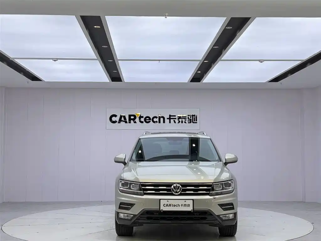 Volkswagen Tiguan L 2020 330TSI Auto 2WD Smart Luxury China VI фото 8
