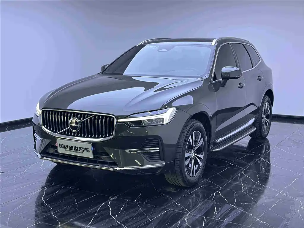 Volvo XC60 2022 B5 AWD R-Design