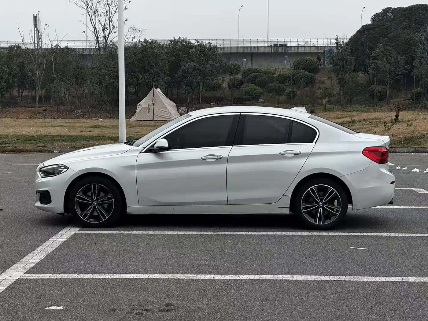 BMW 1 Series 2019 118i Fashion Edition фото 2
