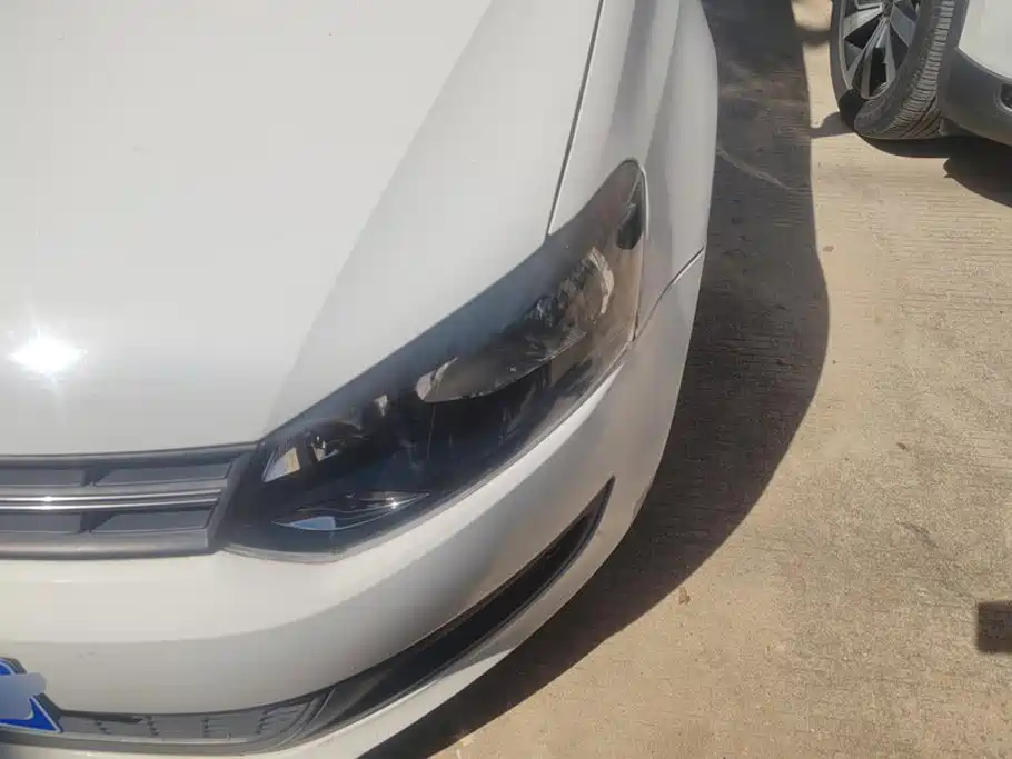 Volkswagen Polo 2013 2013 1.4L Manual Trend Edition
