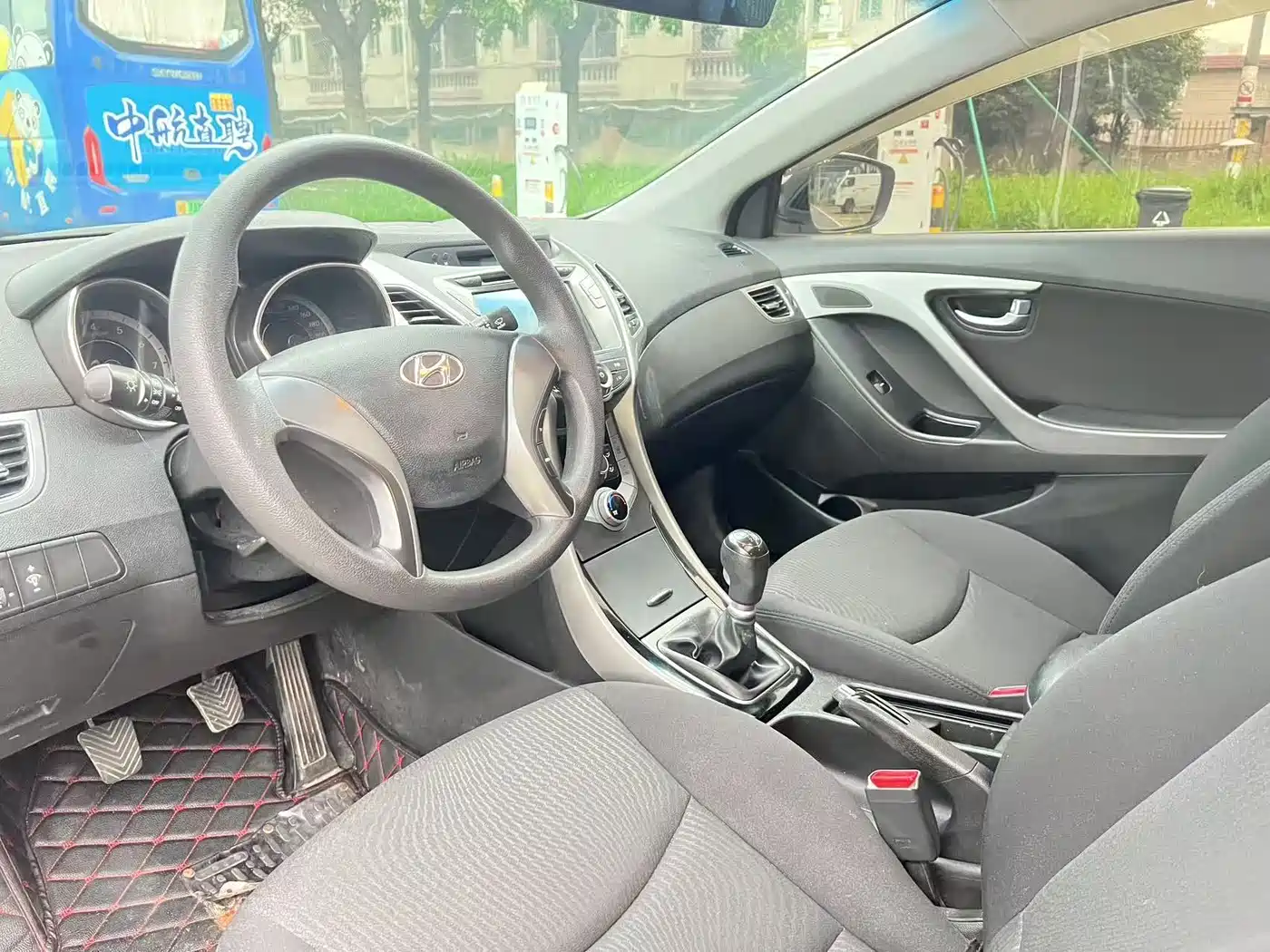 Hyundai Langdong 2015 1.6L Manual Premium фото 6