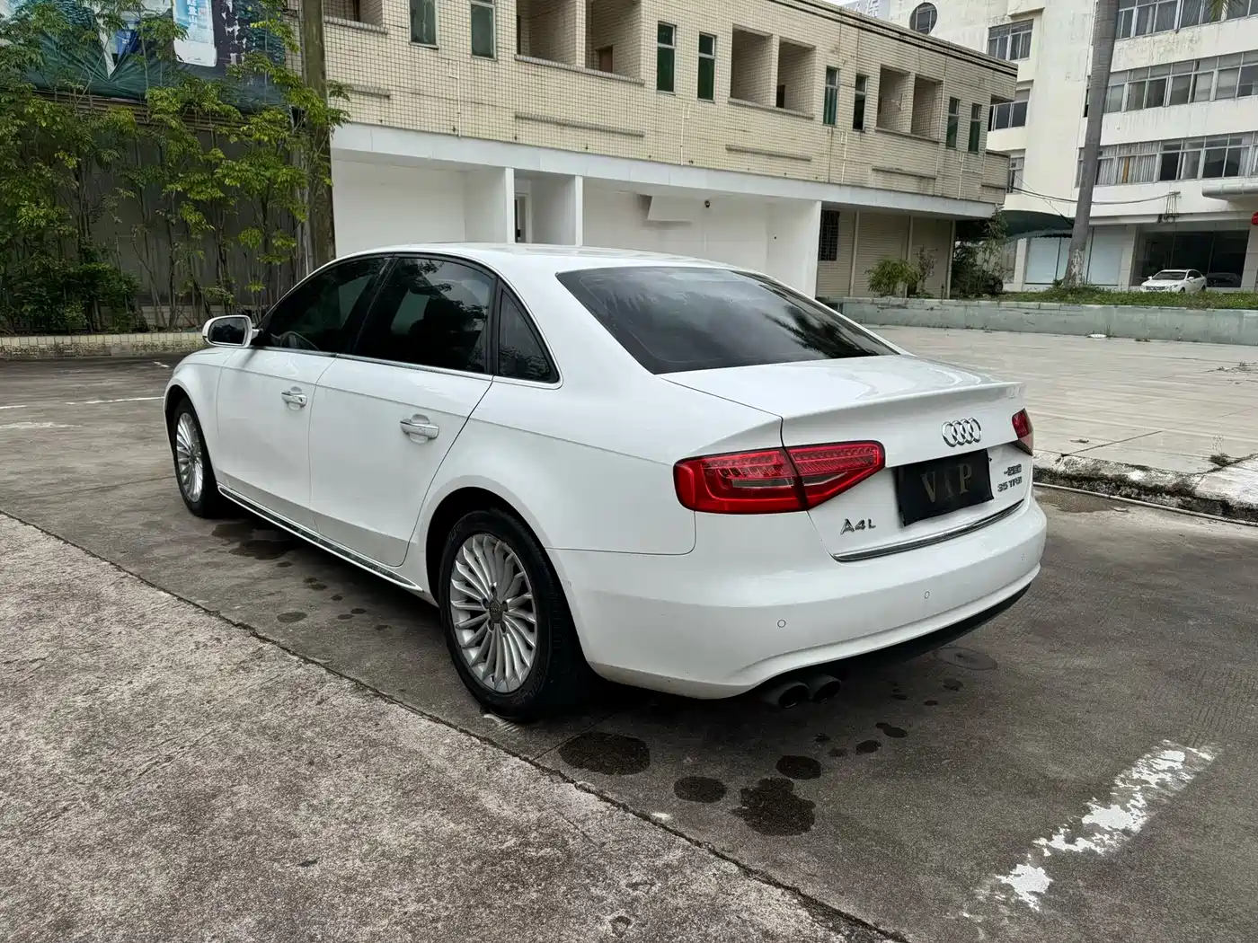 Audi A4L 2016 35 TFSI Collector's Edition Automatic Standard фото 9