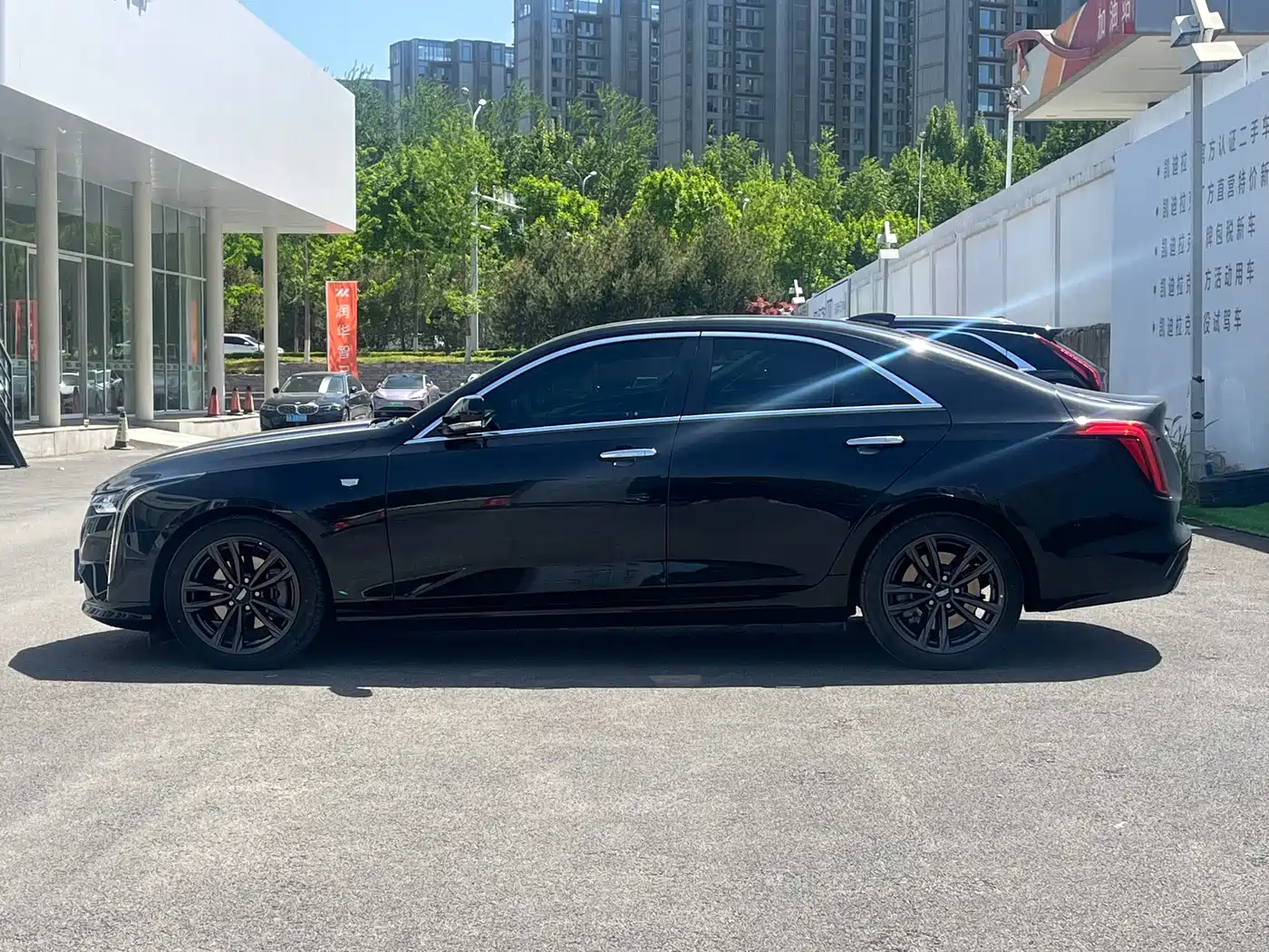 CADILLAC CT4