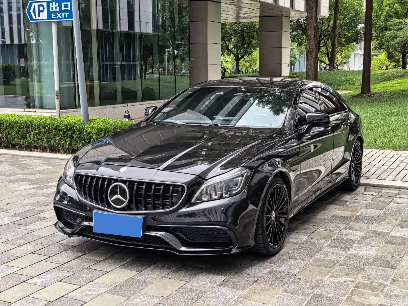 Mercedes-Benz CLS AMG 2015 AMG CLS 63 4MATIC