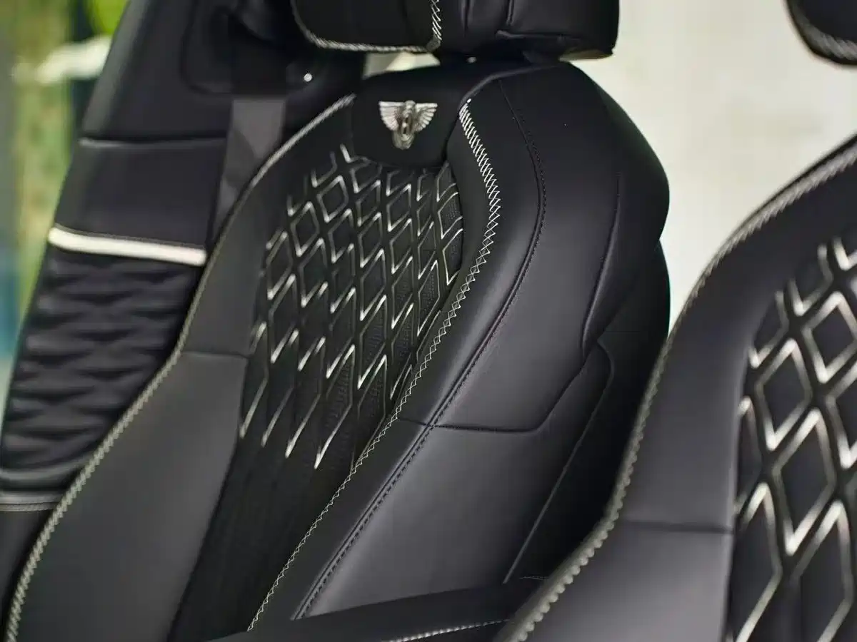 BENTLEY FLYING SPUR PLUG IN HYBRID