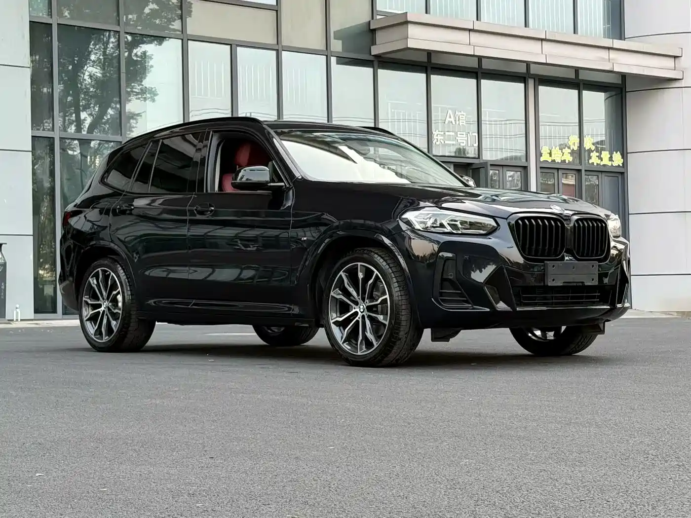 BMW X3 2022 xDrive30i Leading M Night Package