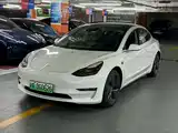 Фото 1 - Tesla Model 3