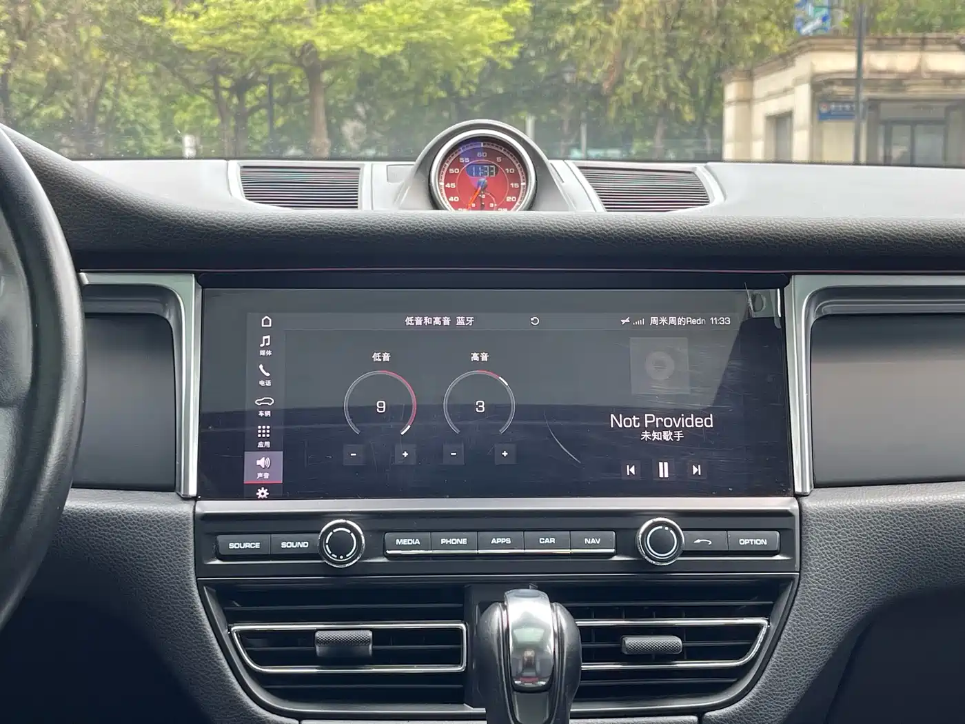 Porsche Macan 2018 Macan 2.0T фото 17