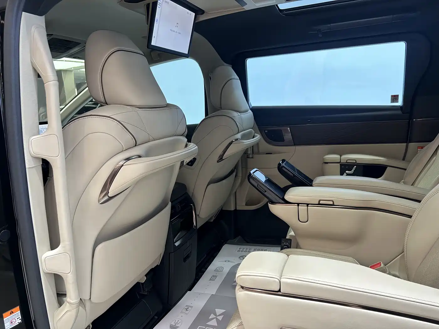 Toyota Vellfire 2023 Crown Hybrid 2.5L HV Premium фото 19