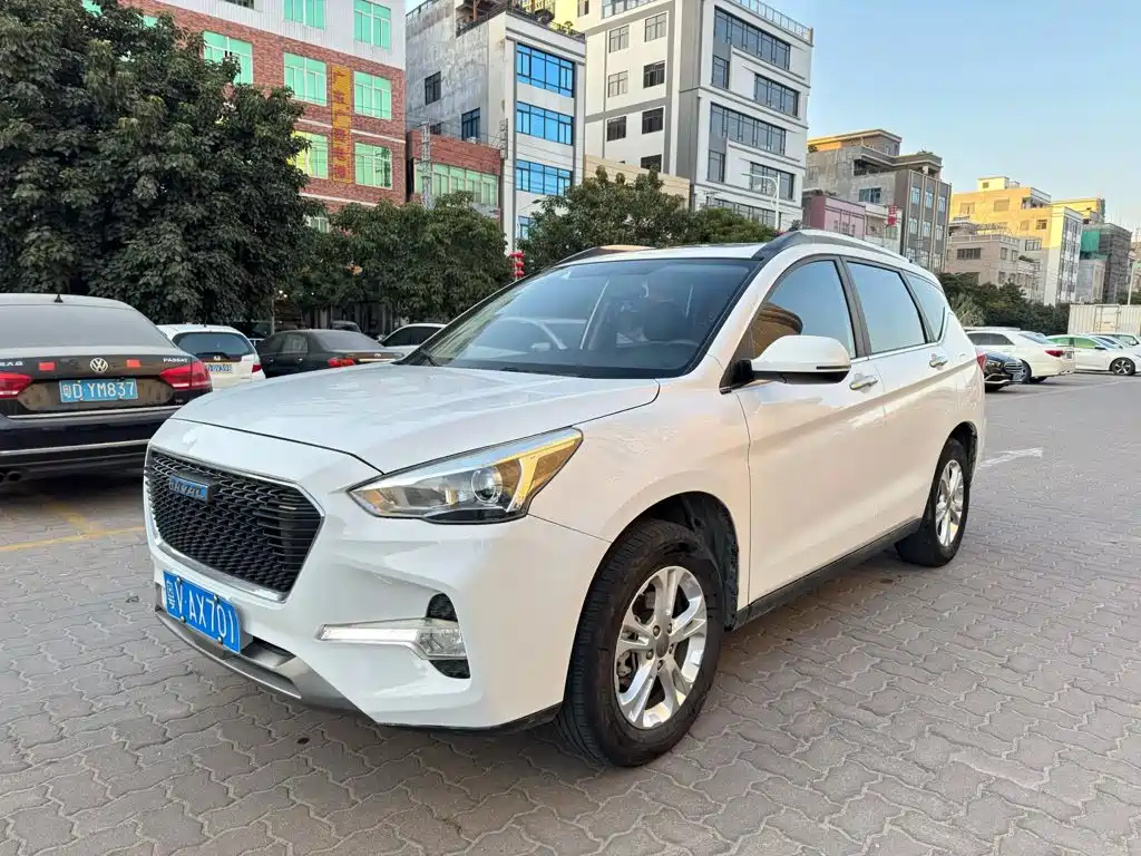Фото 1 - Haval M6